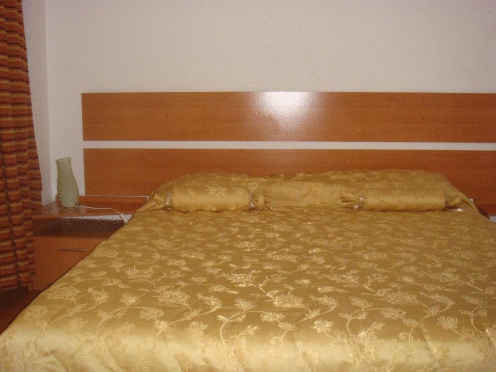 Villa Edera Residence - Gazda Profesionista Букурещ Стая снимка